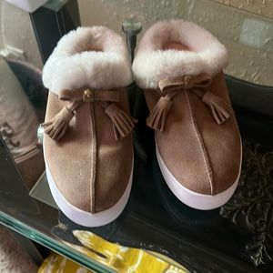 KATE SPADE SLIPPERS CAMEL SUEDE WITH FURRY WHITE
